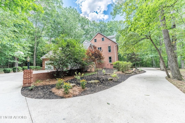 view of front of house