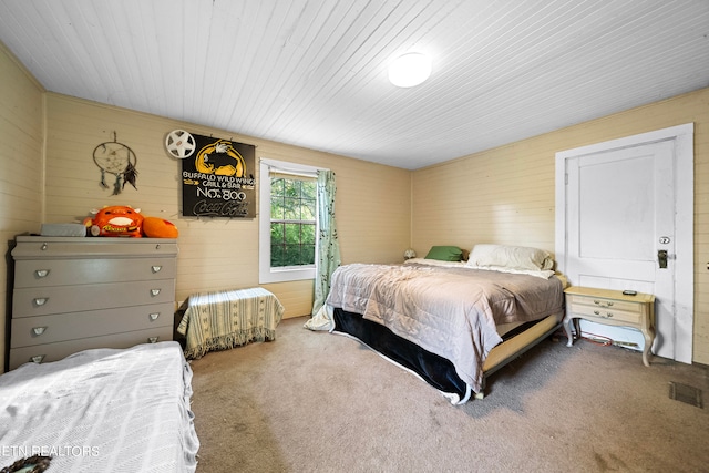 bedroom featuring carpet floors