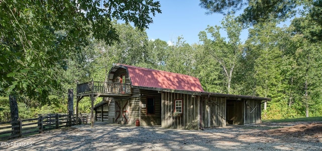 view of outdoor structure