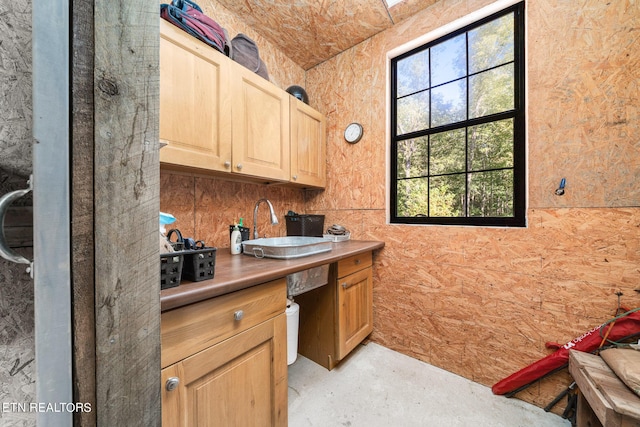 kitchen featuring sink