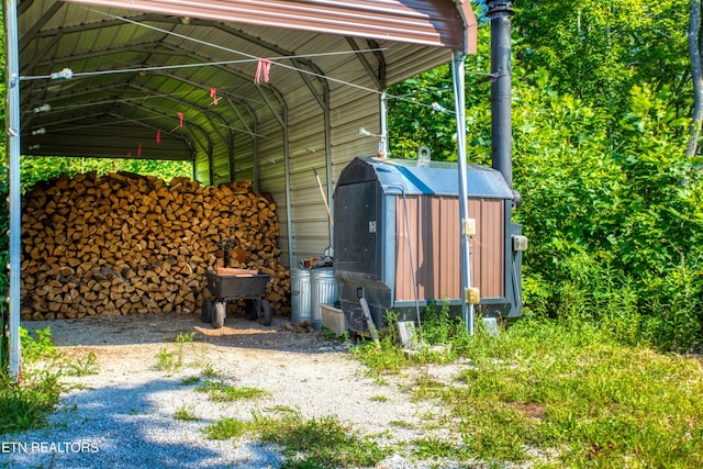 exterior space featuring a carport