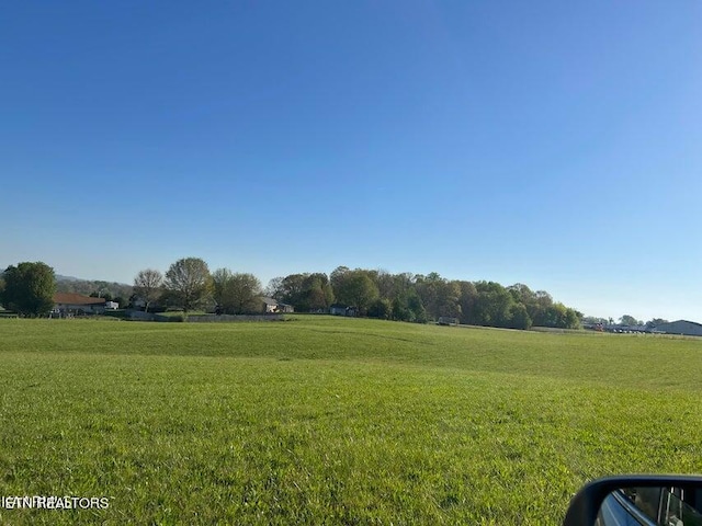 Listing photo 3 for 526 Hiwassee Rd, Madisonville TN 37354