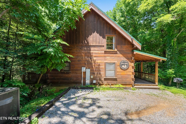 view of front of property featuring central AC