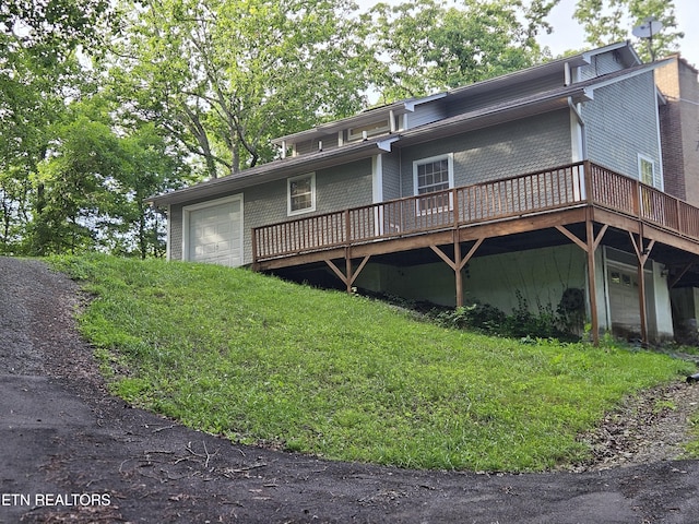 exterior space featuring a deck