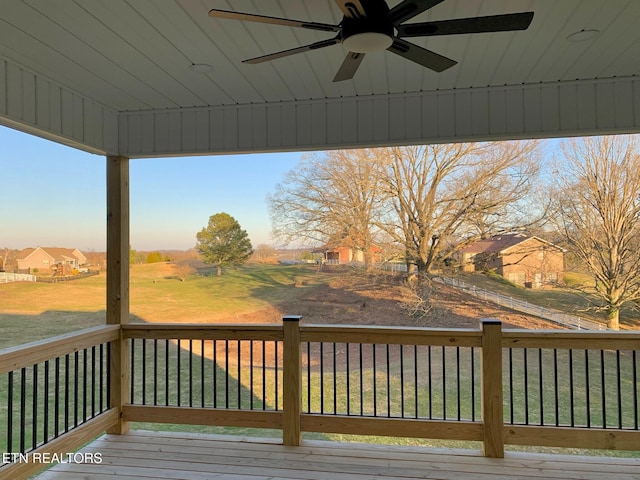 116 Duseth Dr, Sweetwater, TN 37874 - wooden terrace featuring ceiling fan and a yard