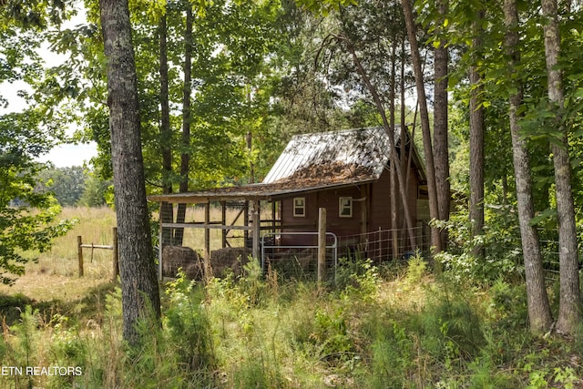 view of outbuilding