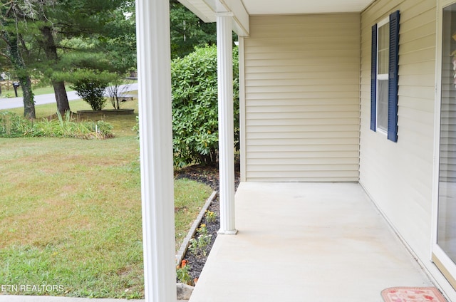 view of patio / terrace featuring covered porch