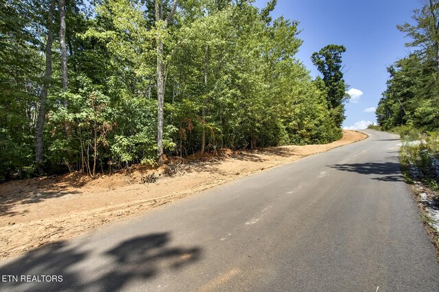 411 Travellers Way, Lenoir City, TN 37771