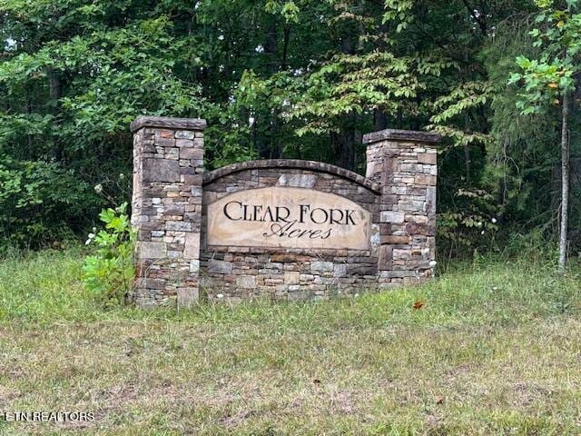 Listing photo 2 for 545 Shelby Way, Clarkrange TN 38553