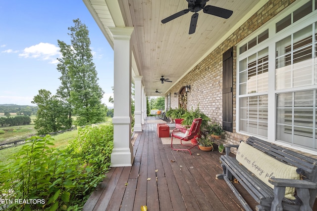 deck featuring ceiling fan