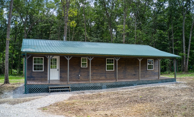 view of front facade featuring a porch