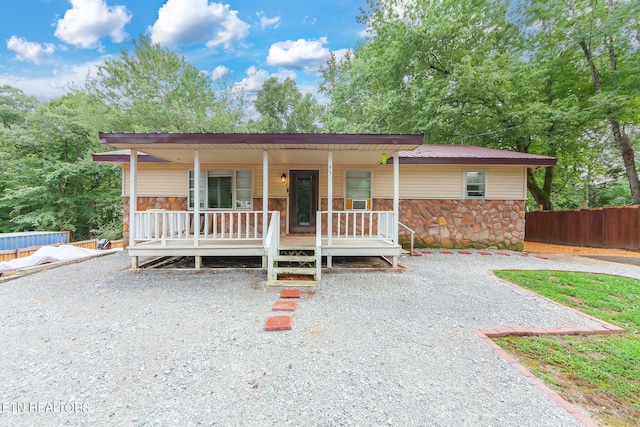 view of front of home with covered porch