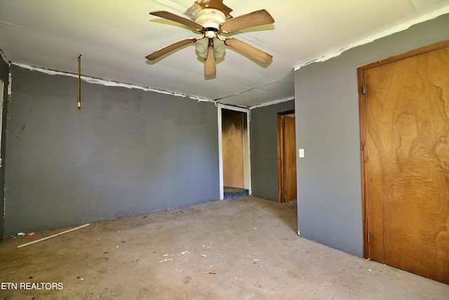 spare room featuring ceiling fan