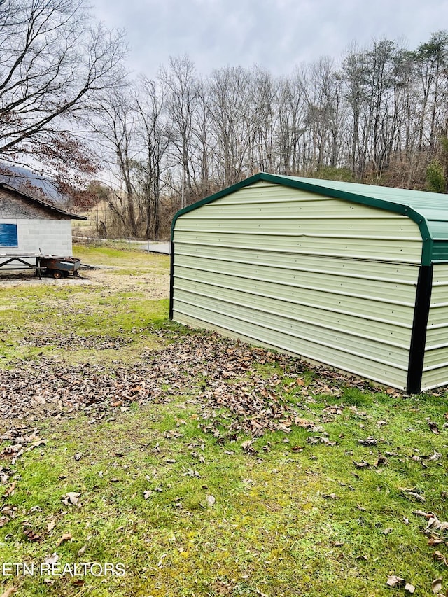 view of outdoor structure