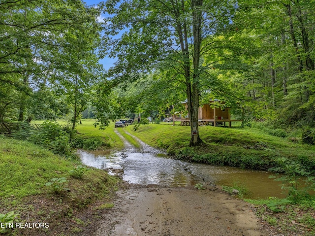 Listing photo 3 for 226 Pressmens Home Rd, Rogersville TN 37857