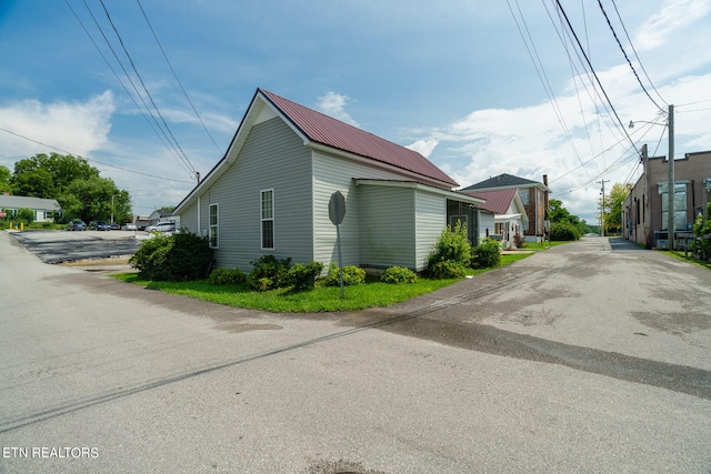 view of property exterior