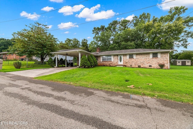 view of front of home featuring a carport and a front lawn