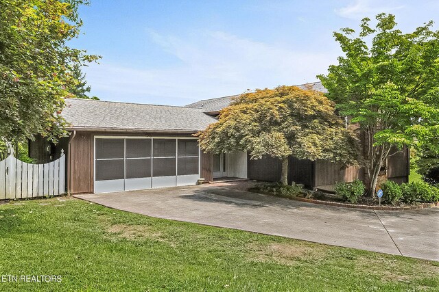 view of front of house with a front yard