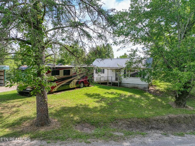 Listing photo 2 for 760 Rock House Rd, Pioneer TN 37847