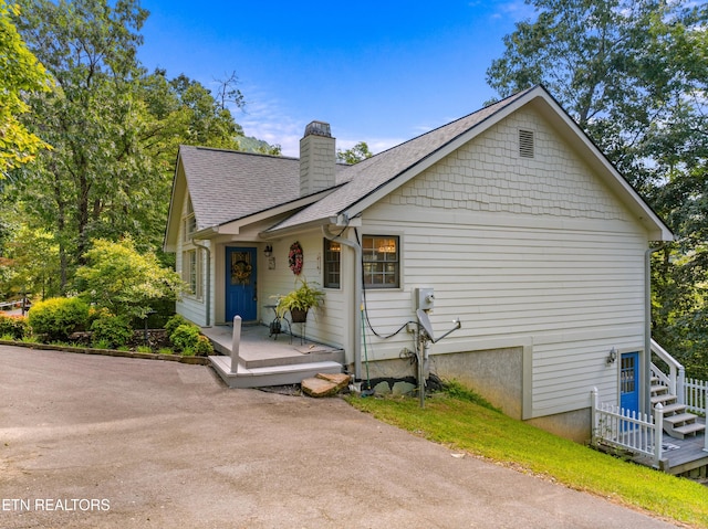 view of front of home