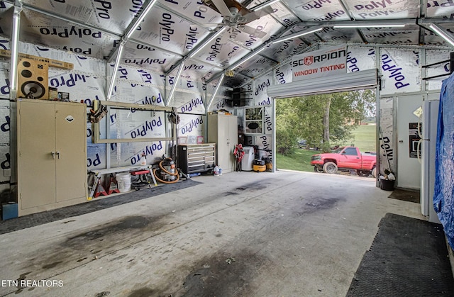 garage with ceiling fan