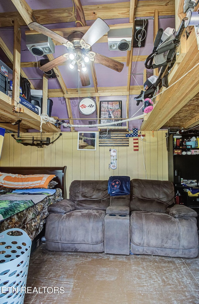 living room featuring ceiling fan