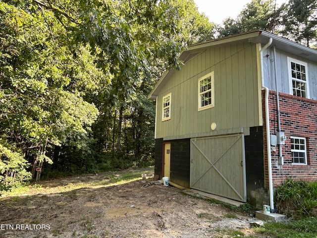 view of home's exterior