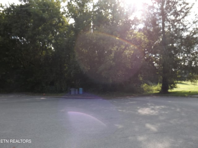 Listing photo 3 for LOT12 Robin Dr, New Tazewell TN 37825