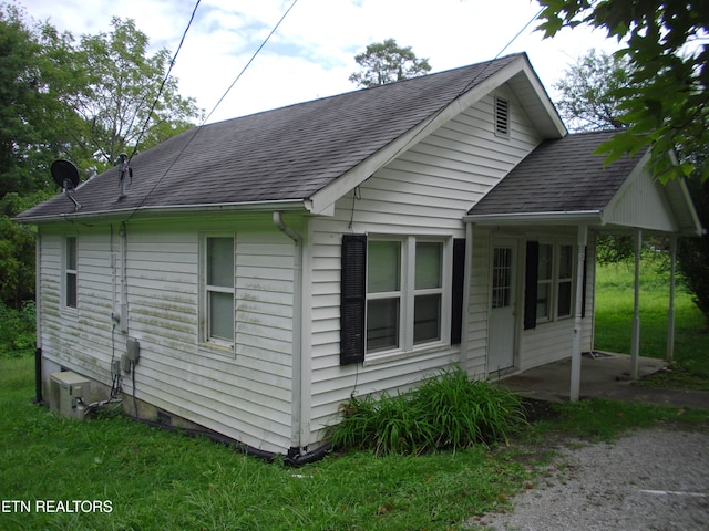 view of side of home