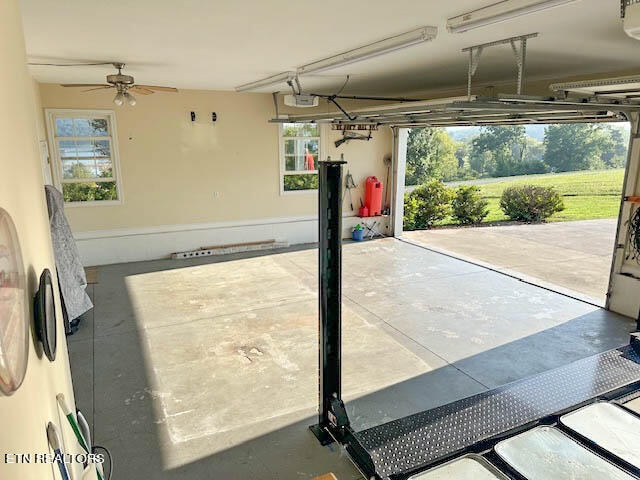 garage with ceiling fan