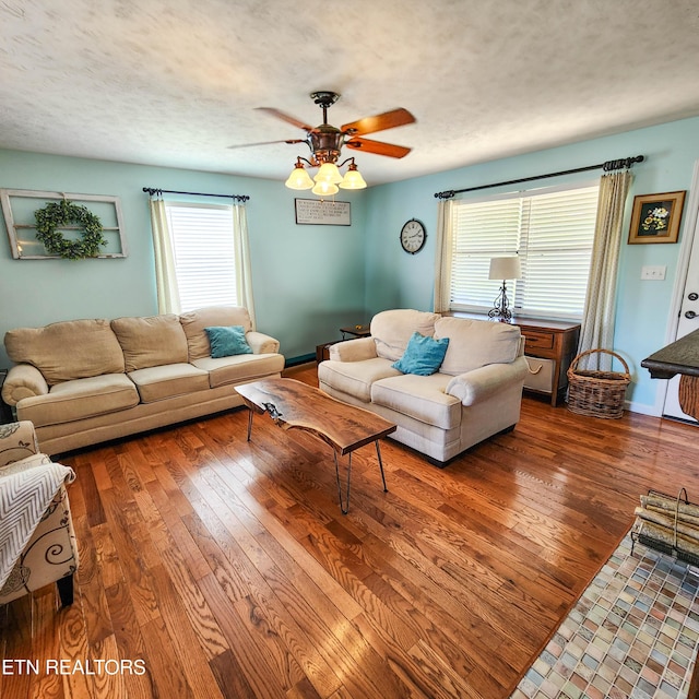 652 Noes Chapel Rd, Morristown, TN 37814 - living area with ceiling fan, wood finished floors, and a textured ceiling
