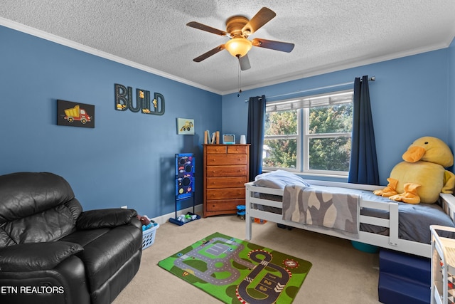 bedroom featuring a textured ceiling, carpet floors, and ceiling fan