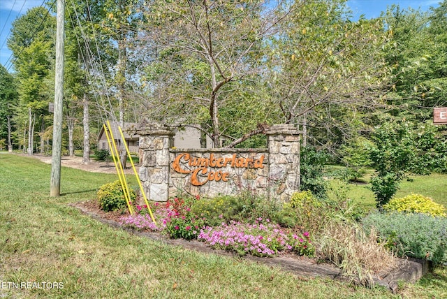 Creek Dr, Monterey, TN 38574