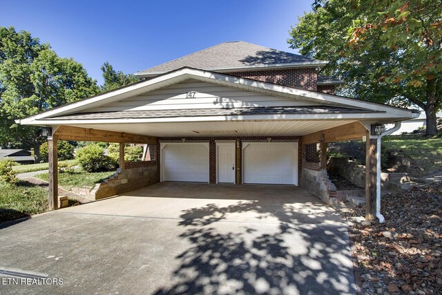 exterior space featuring a carport