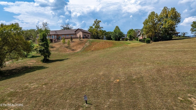 Listing photo 2 for 335 Hawks Bnd, Loudon TN 37774