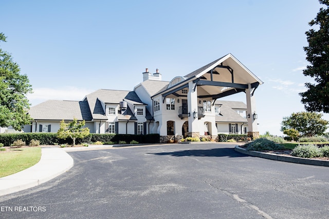 275 Hummingbird Dr, Vonore, TN 37885 - view of building exterior with a residential view