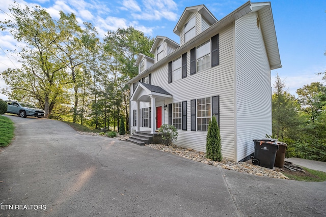 view of front of home