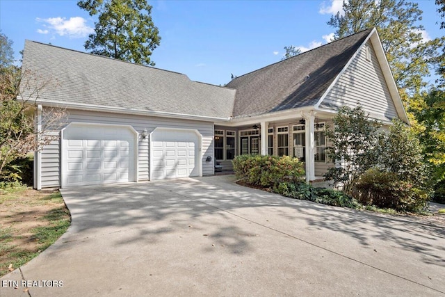 view of front facade with a garage