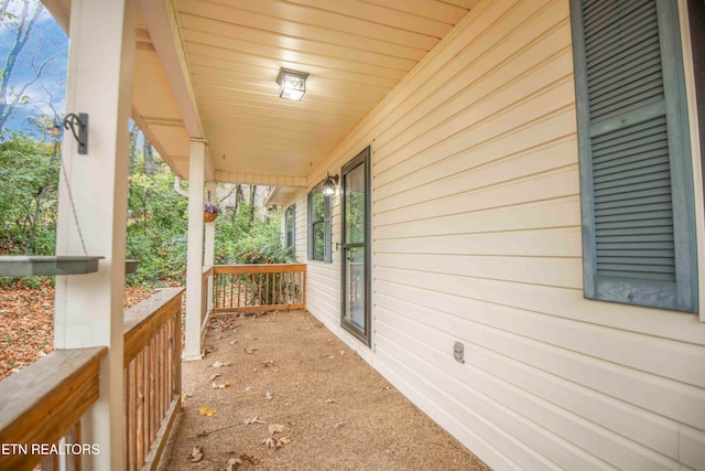 exterior space with a porch