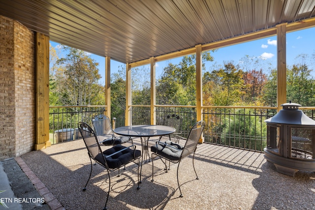 view of sunroom / solarium