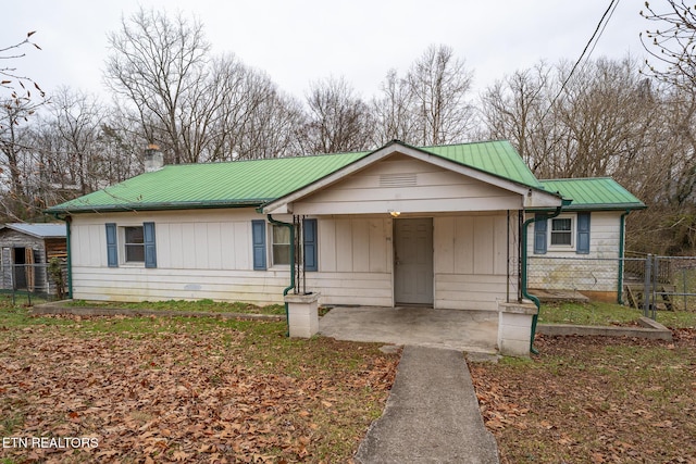 view of front of house