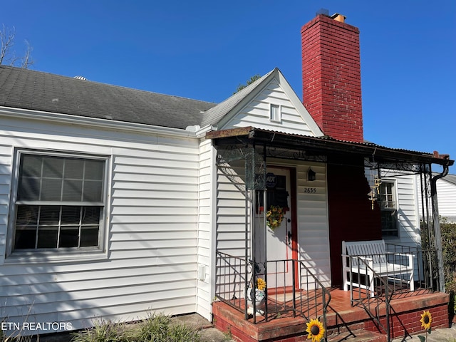 view of front of property