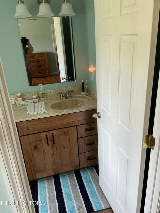 bathroom with vanity