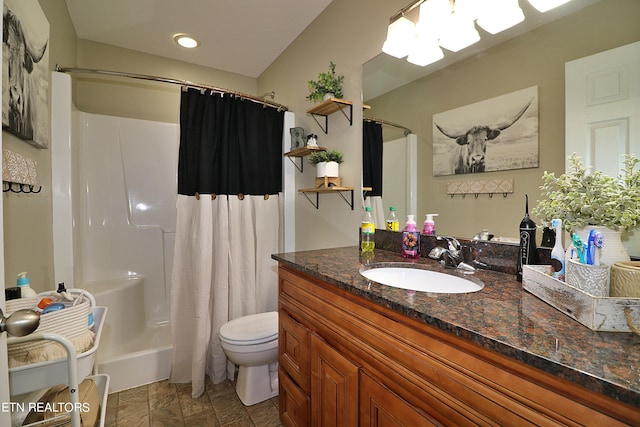 full bathroom featuring vanity, toilet, and shower / bath combo