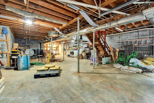 basement featuring washer / clothes dryer