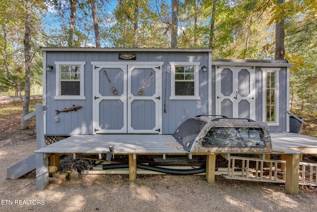 view of outbuilding