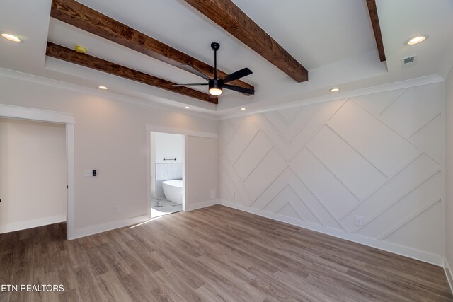 empty room featuring visible vents, baseboards, recessed lighting, wood finished floors, and a ceiling fan