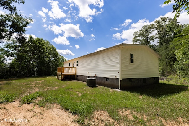 105 Highland Ave, Clinton, TN 37716 - view of home's exterior with crawl space, a deck, and cooling unit