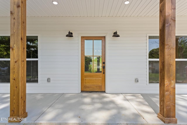 view of patio / terrace featuring covered porch