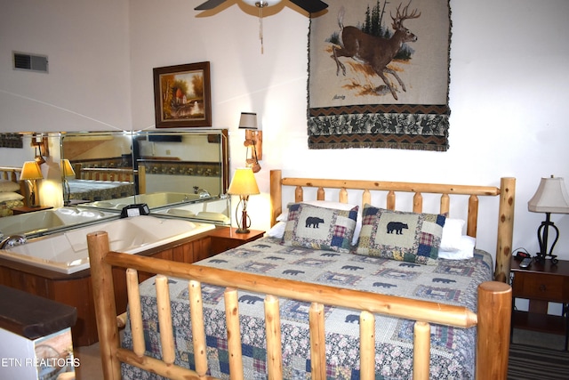 bedroom featuring ceiling fan